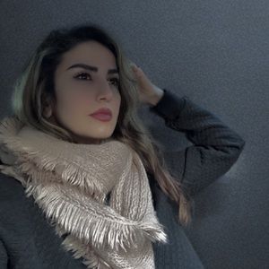 Meet your Posher, Samira